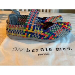 NEW Bernie Mev Cuddly Flats Womens Euro 38 US 7 Rainbow Multicolor Woven Elastic